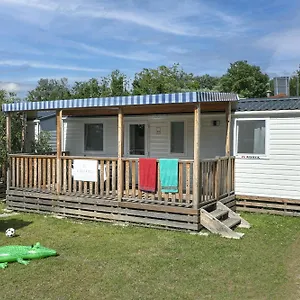 **** Campingplatz Albatross Mobile Homes On Cisano & San Vito S. P. A. Italien